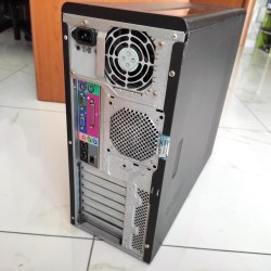 PC Desktop 18836 Pentium 4 Windows XP Seriale RS232