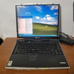 ** TOSHIBA 18136 CON WINDOWS XP SE E PORTA SERIALE E PARALLELA