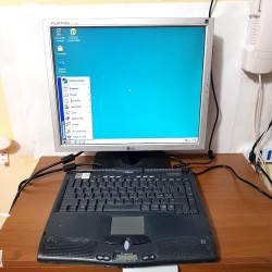 PC Con Windows 98 economico Funzionante con porta seriale