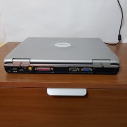 Compaq ** 21020 Con Windows XP - Pentium 4 potente Seriale e Parallela