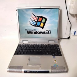 Computer Portatile con Windows 98 Ricondizionato