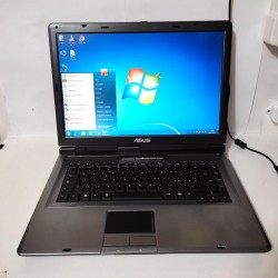 Notebook 21025 ASUS Con Windows 7 funzionante