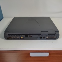 Toshiba ** Windows 98 21067 con floppy Porta Seriale Pentium III PCMCIA